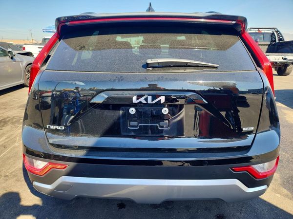 2025 KIA NIRO