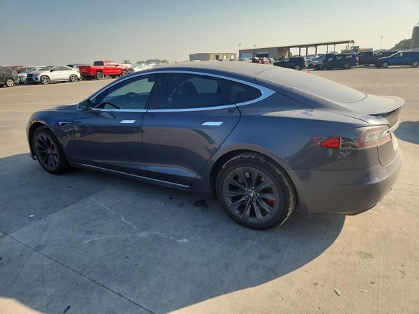 2020 TESLA MODEL S