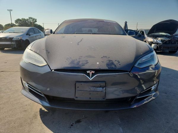 2020 TESLA MODEL S
