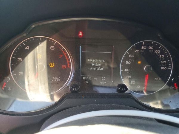2014 AUDI Q5 Premium Plus