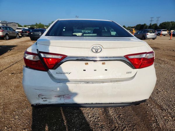 2017 TOYOTA CAMRY