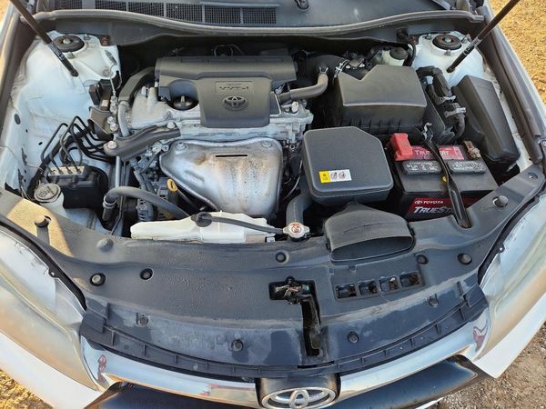 2017 TOYOTA CAMRY