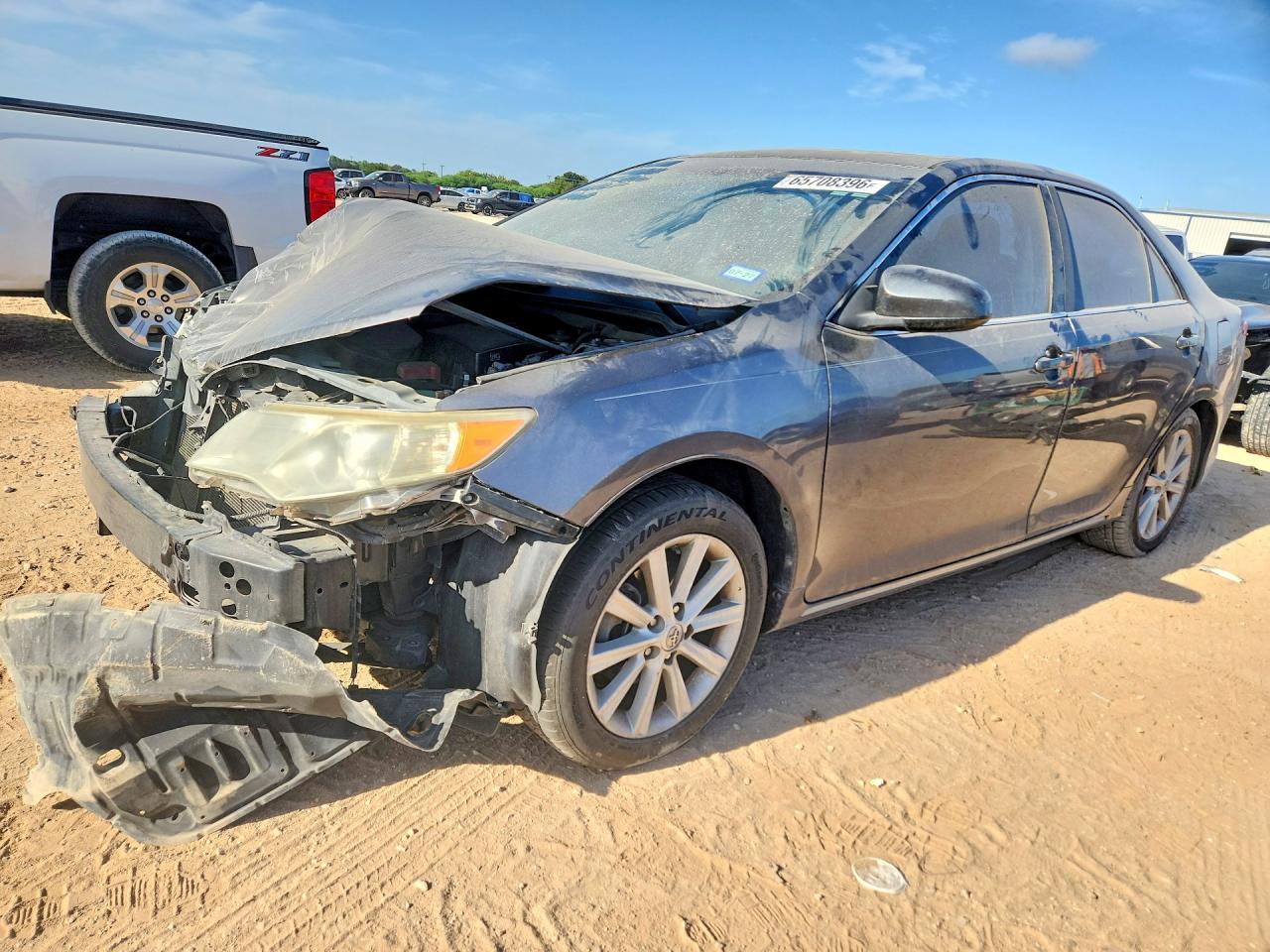 2014 TOYOTA CAMRY