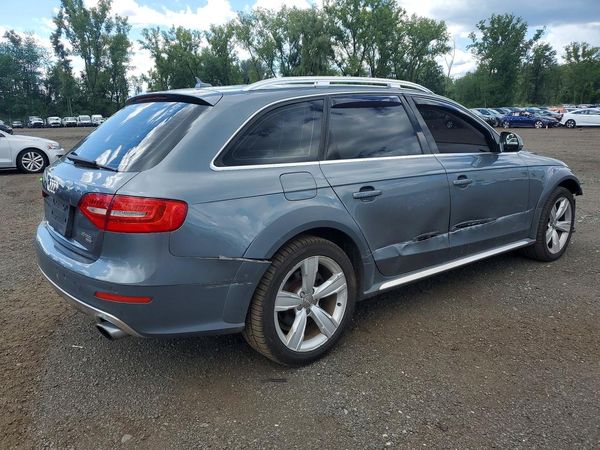 2013 AUDI ALLROAD quattro Premium Plus
