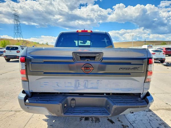 2025 NISSAN FRONTIER