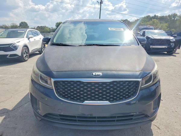 2016 KIA SEDONA LX - Middle-low