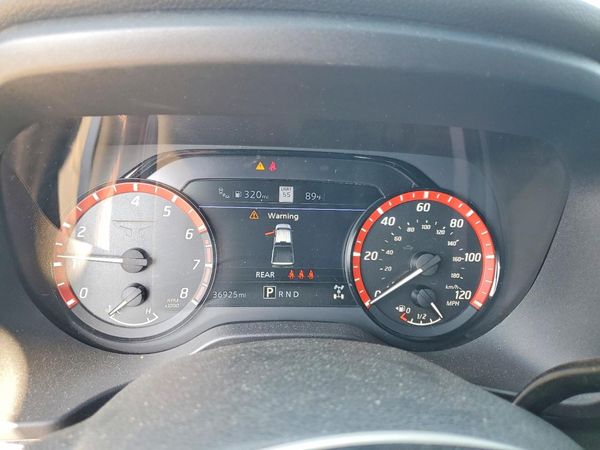 2024 NISSAN TITAN Crew Cab