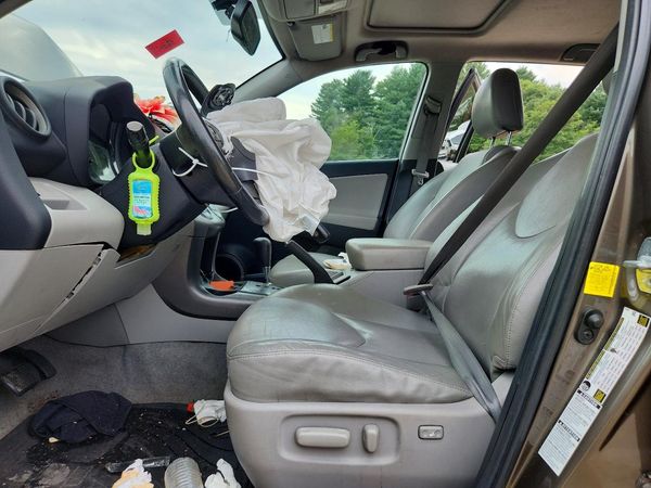 2012 TOYOTA RAV4 High — DENT