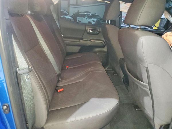 2016 TOYOTA TACOMA