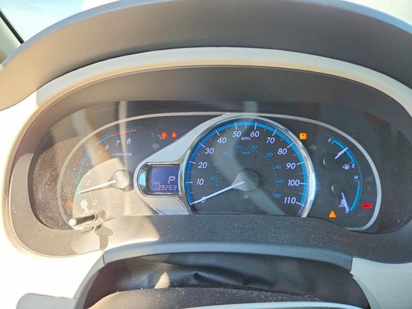 2014 TOYOTA SIENNA