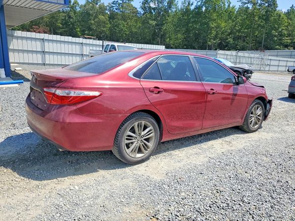 2016 TOYOTA CAMRY
