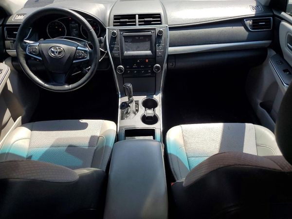 2016 TOYOTA CAMRY