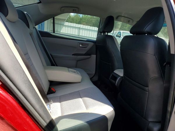 2016 TOYOTA CAMRY