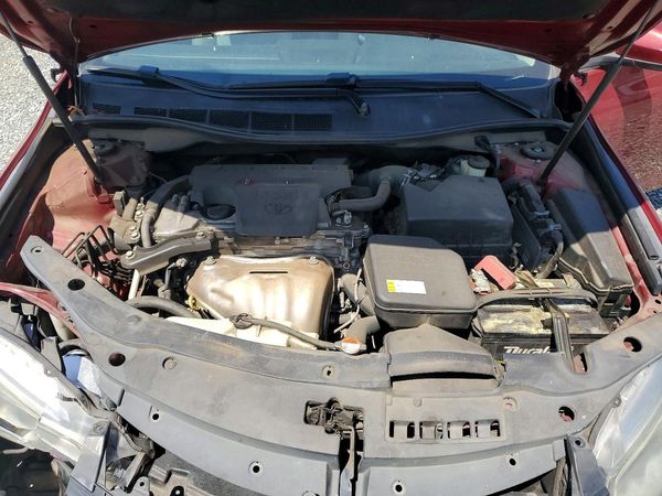 2016 TOYOTA CAMRY
