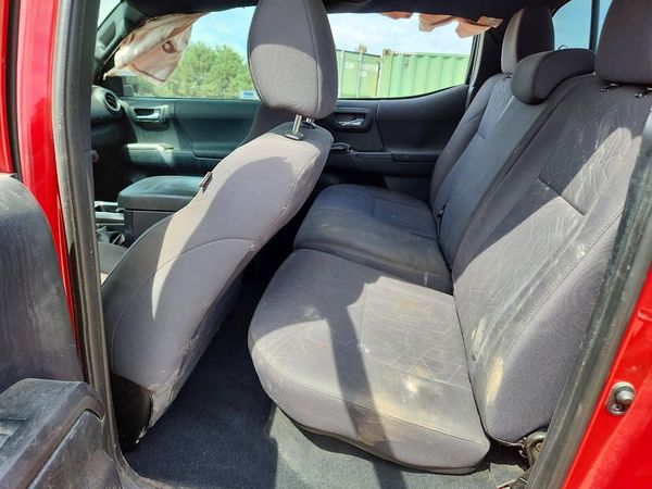 2016 TOYOTA TACOMA