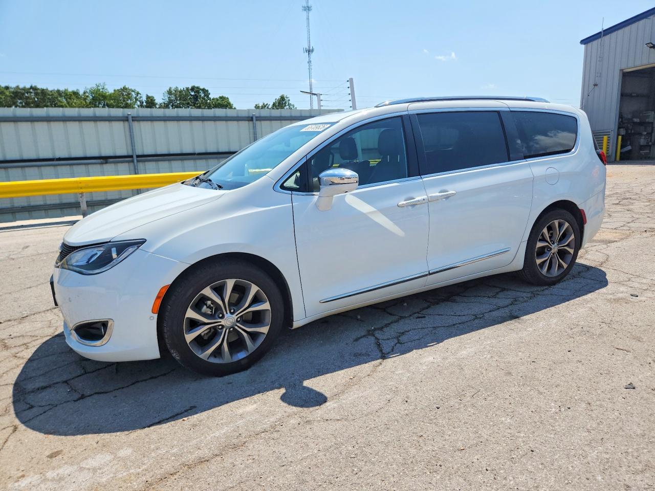 2020 CHRYSLER PACIFICA