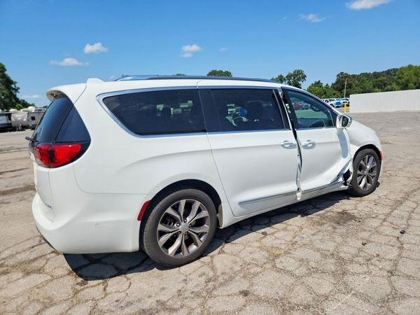 2020 CHRYSLER PACIFICA