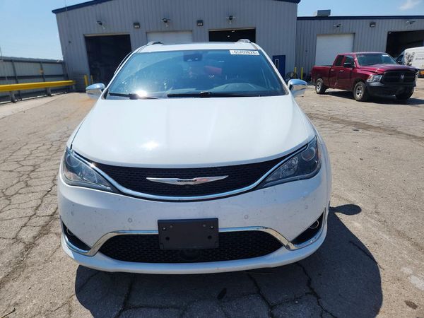 2020 CHRYSLER PACIFICA