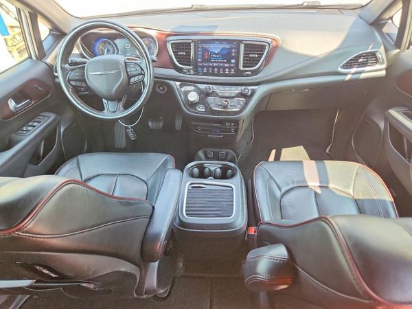 2020 CHRYSLER PACIFICA
