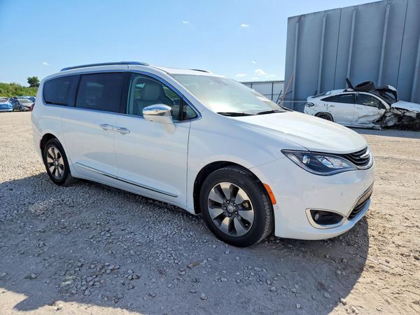 2018 CHRYSLER PACIFICA