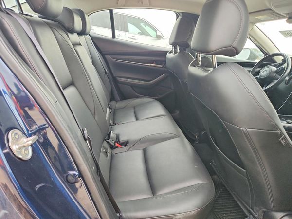 2024 MAZDA 3 Select Sport Package