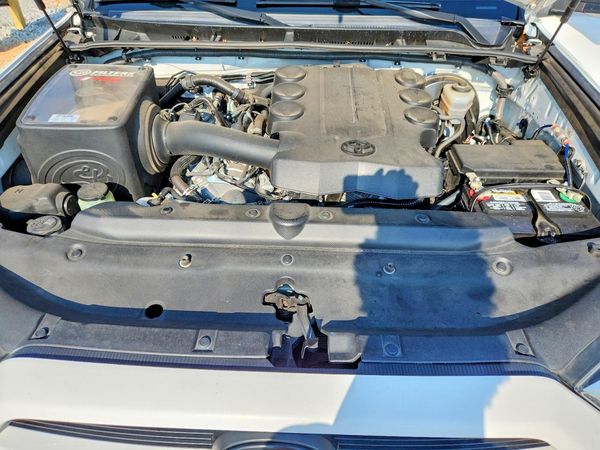 2018 TOYOTA 4RUNNER Ltd/SR5/SR5 Premium