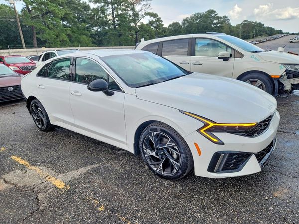2026 KIA K5