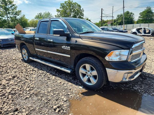 2014 RAM 1500 SLT
