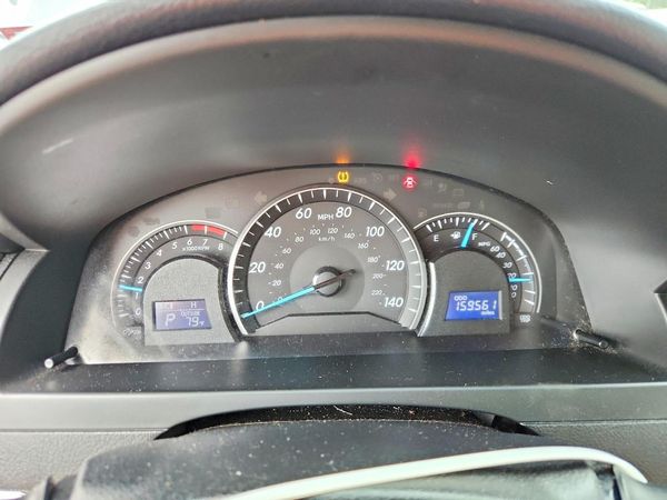 2012 TOYOTA CAMRY