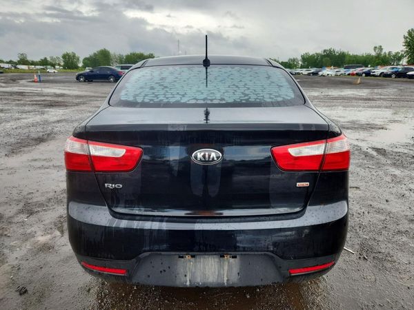 2015 KIA RIO GL - Middle-low
