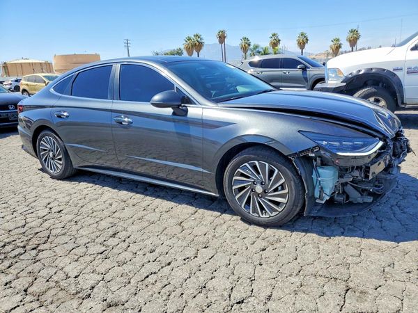 2023 HYUNDAI SONATA Limited