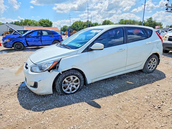 2012 HYUNDAI ACCENT GL (Middle-low grade)
