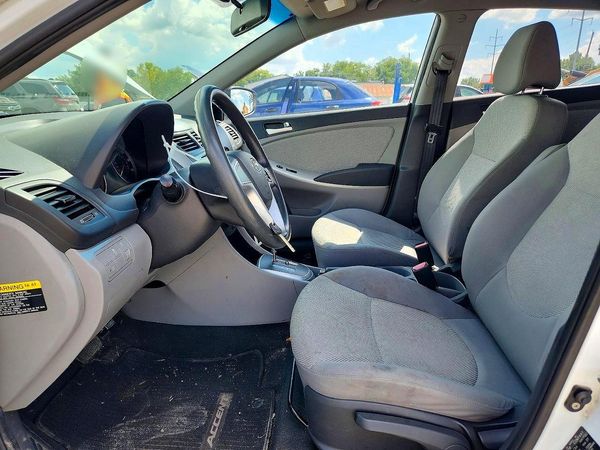 2012 HYUNDAI ACCENT GL (Middle-low grade)