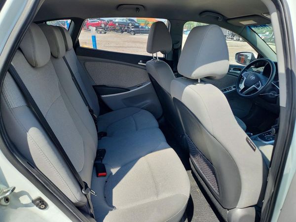 2012 HYUNDAI ACCENT GL (Middle-low grade)