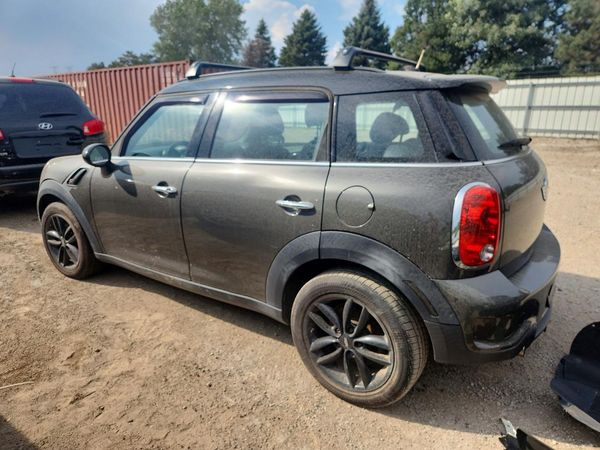 2014 MINI COOPER
