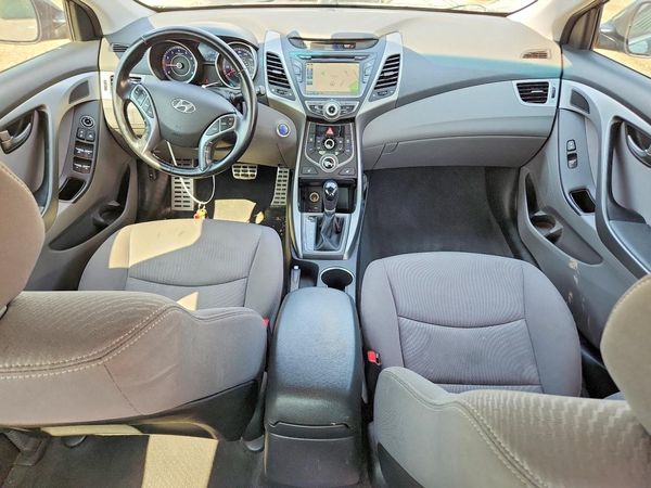 2016 HYUNDAI ELANTRA