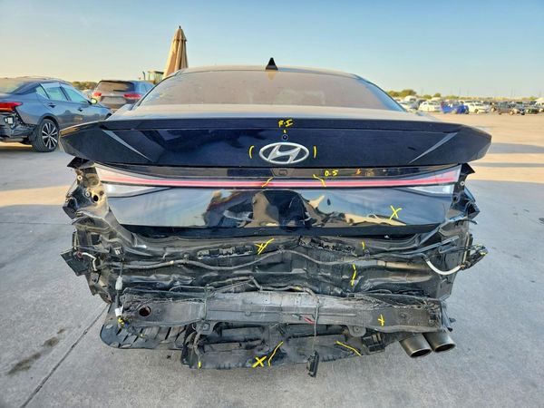 2021 HYUNDAI ELANTRA