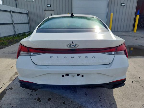 2021 HYUNDAI ELANTRA Blue