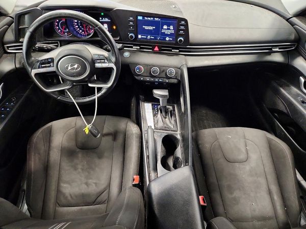 2021 HYUNDAI ELANTRA Blue