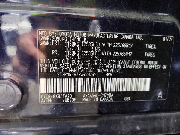2024 TOYOTA RAV4 XLE