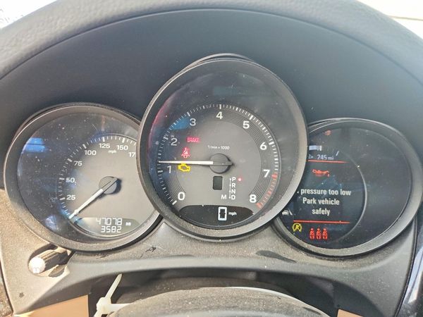 2023 PORSCHE MACAN Macan / Macan T