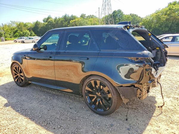 2026 LAND ROVER RANGE ROVER SPORT P400 Dynamic SE