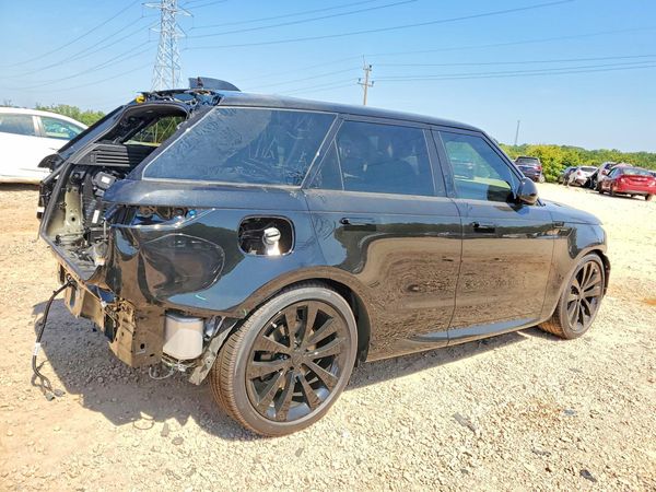 2026 LAND ROVER RANGE ROVER SPORT P400 Dynamic SE