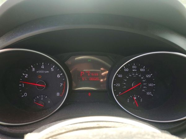2015 KIA SEDONA GL - Middle-low