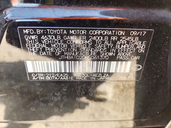 2017 LEXUS IS 200t