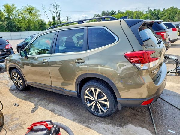2024 SUBARU FORESTER Limited