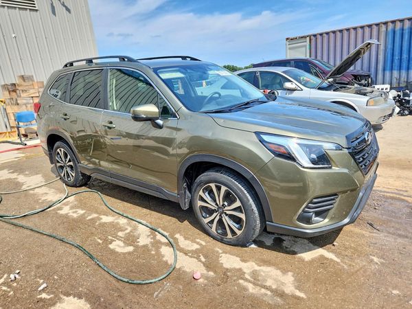 2024 SUBARU FORESTER Limited