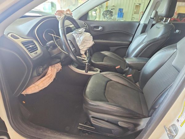 2020 JEEP COMPASS — DENT