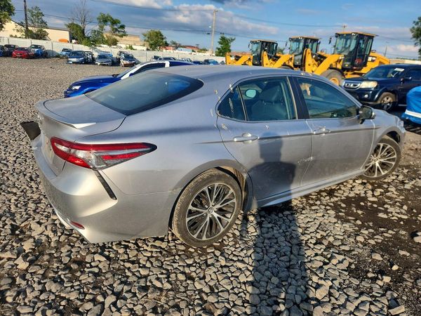 2018 TOYOTA CAMRY L/LE/SE/XLE