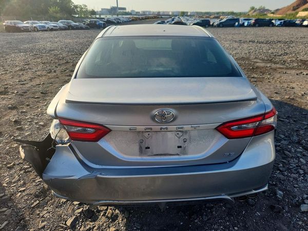 2018 TOYOTA CAMRY L/LE/SE/XLE